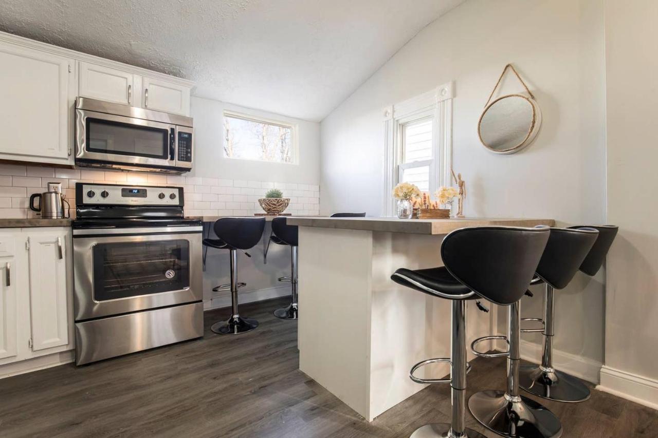 Louisville Dream House 4Br 2Ba By Cozysuites Eksteriør billede